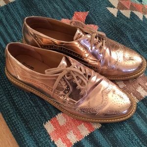 Gold oxfords • 14th & union • women’s size 9